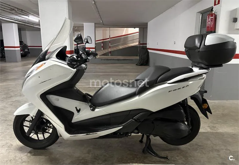 Honda NSS 300 Forza – Vista 5