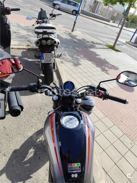 Yamaha XSR 125 – Vista 5
