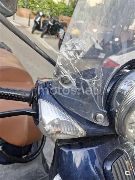 Piaggio Beverly 400 – Vista 3