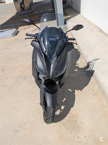 Yamaha XMAX 300 – Vista 3