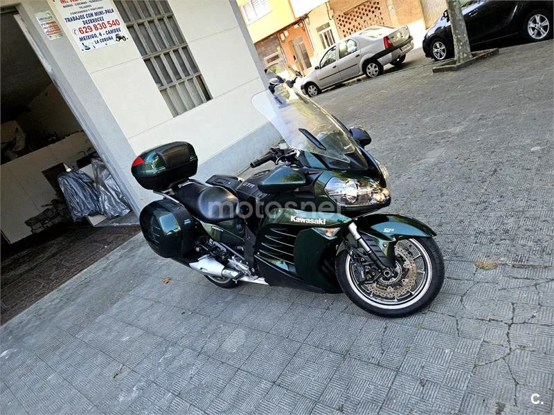 Kawasaki GTR 1400 – Vista 3