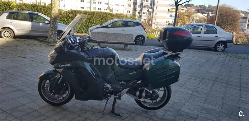 Kawasaki GTR 1400 – Vista 9