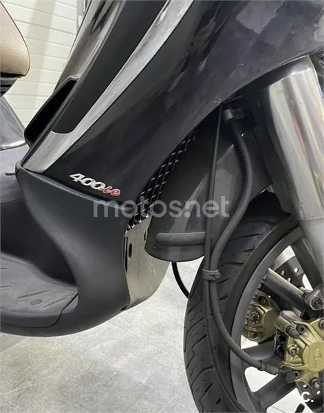 Piaggio Beverly 400 – Vista 3