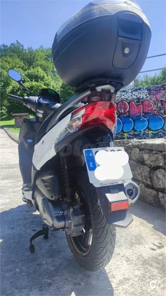 Kymco Agility City 125 – Vista 9