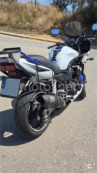 Yamaha FZS 600 Fazer – Vista 5