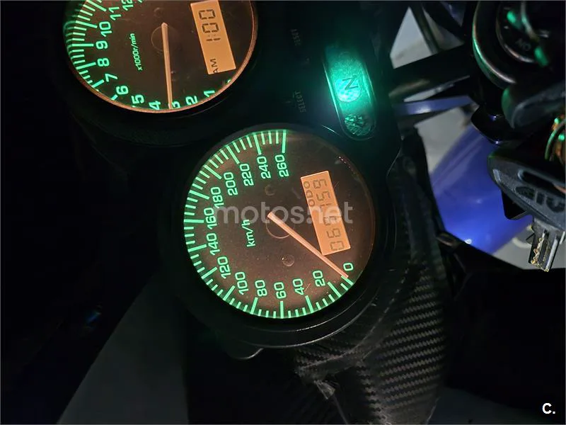 Yamaha FZS 600 Fazer – Vista 7