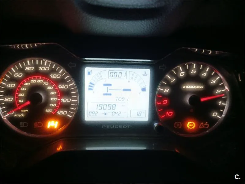 Peugeot Metropolis 400 – Vista 5