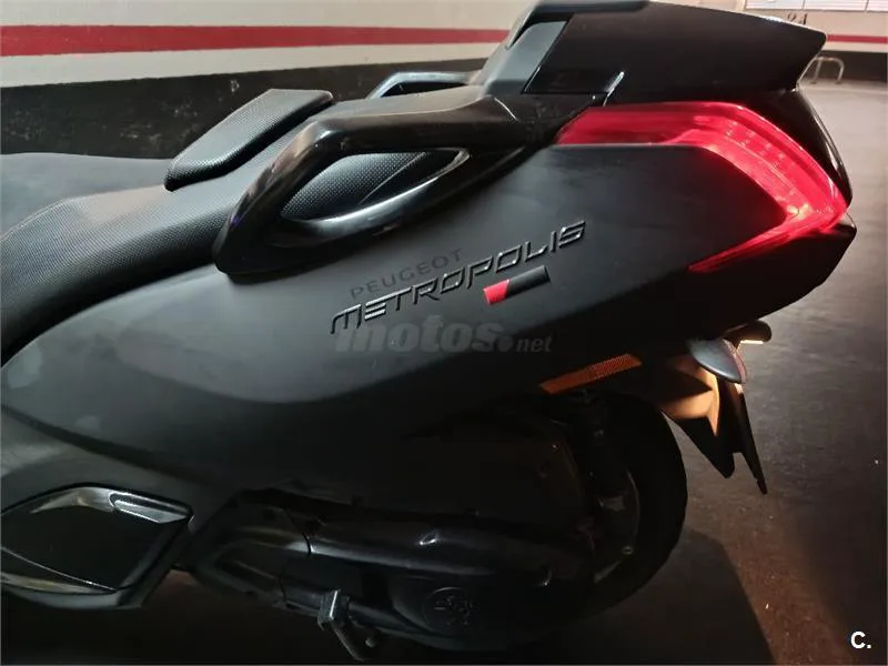 Peugeot Metropolis 400 – Vista 6