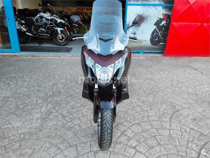 Honda Integra – Vista 10