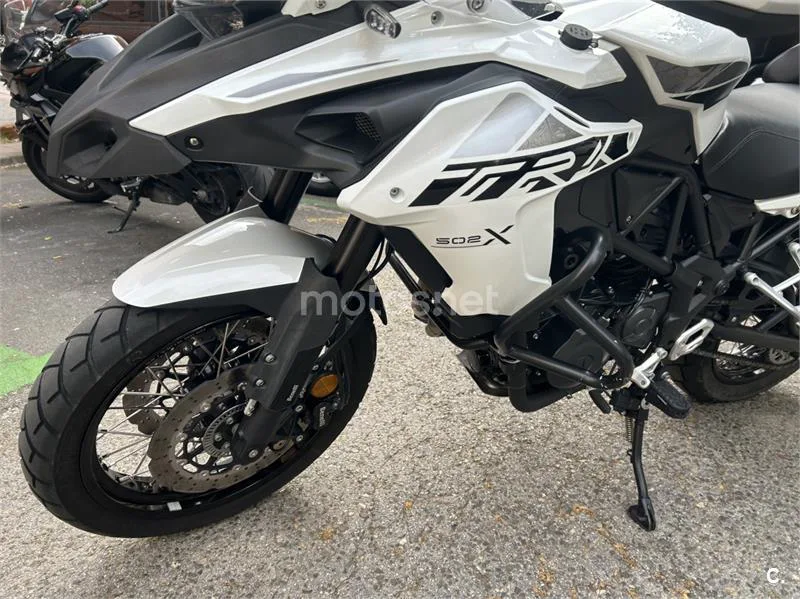 Benelli TRK 502 – Vista 6