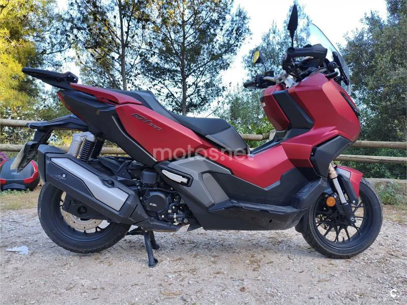 Honda ADV 350 – Vista 2
