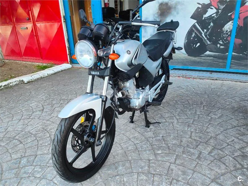 Yamaha YBR 125 – Vista 18