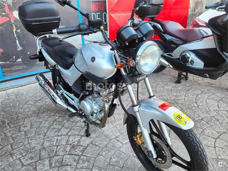Yamaha YBR 125 – Vista 3