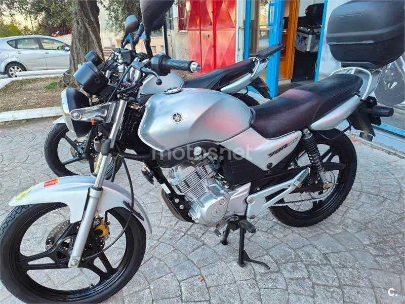 Yamaha YBR 125 – Vista 9