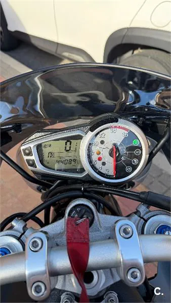 Triumph Street Triple R – Vista 2