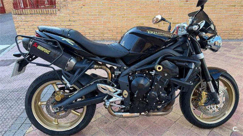Triumph Street Triple R – Vista 4