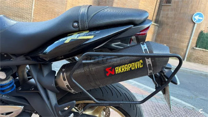 Triumph Street Triple R – Vista 7