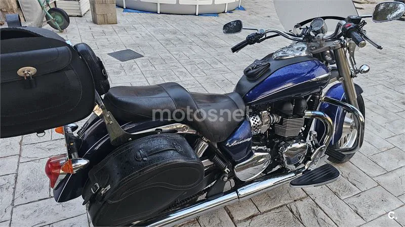 Triumph America LT – Vista 5