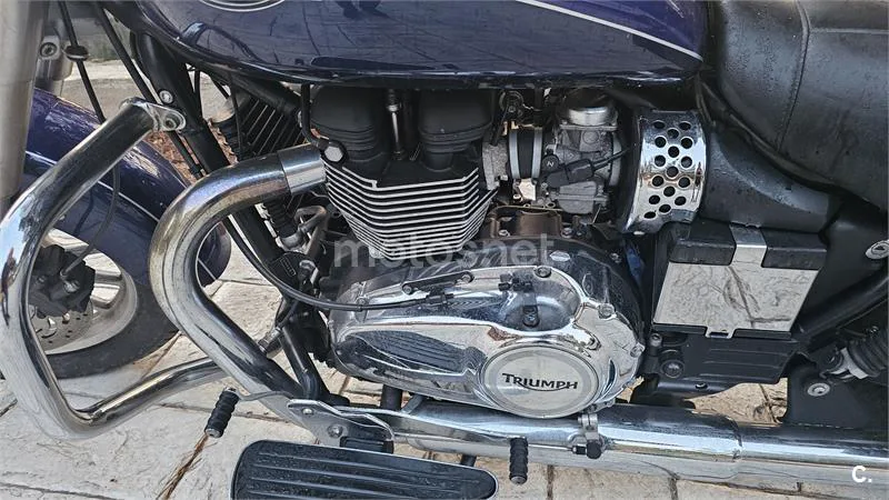 Triumph America LT – Vista 10