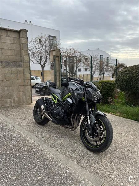 Kawasaki Z 900 – Vista 3