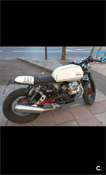 Moto Guzzi V7 Cafe Classic – Vista 3