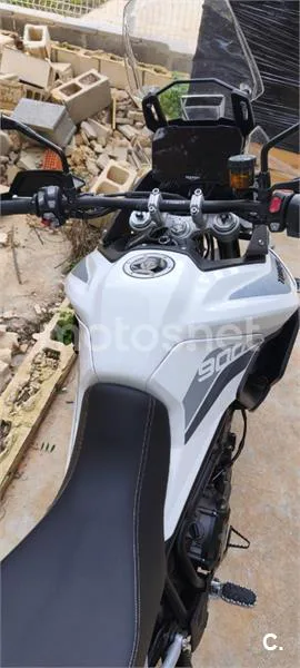 Triumph Tiger 900 – Vista 7