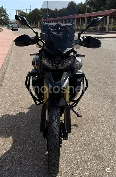 Voge 900 DSX – Vista 2