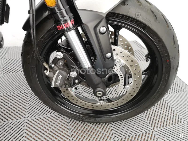 Triumph Trident 660 – Vista 11