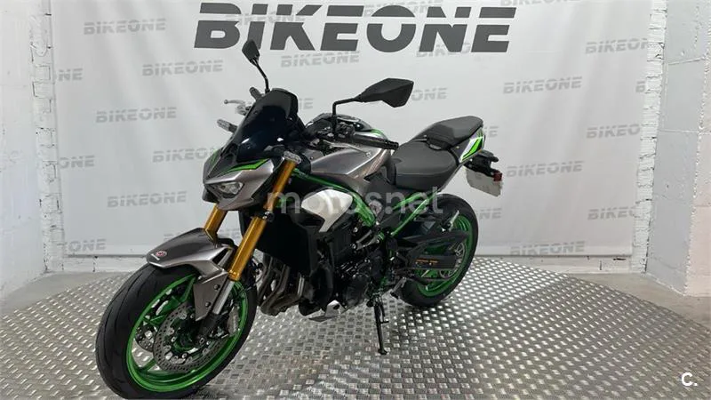 Kawasaki Z900 – Vista 3