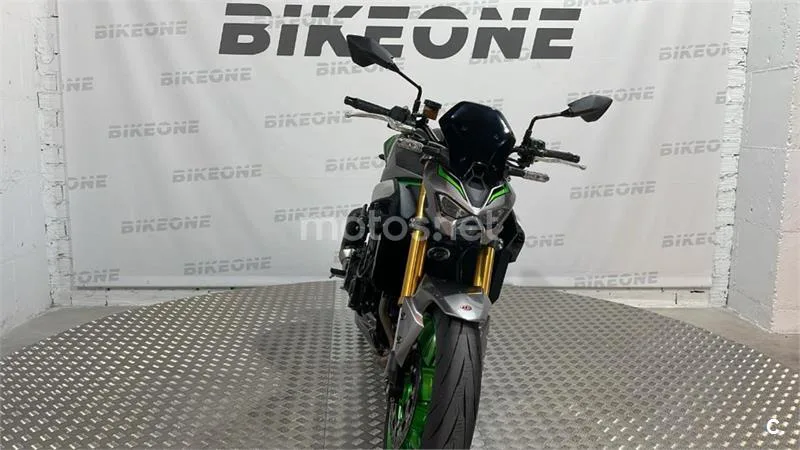 Kawasaki Z900 – Vista 5