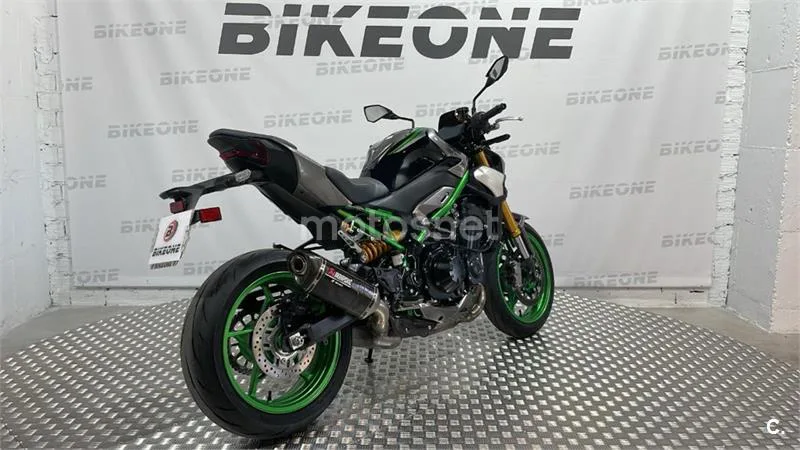 Kawasaki Z900 – Vista 9