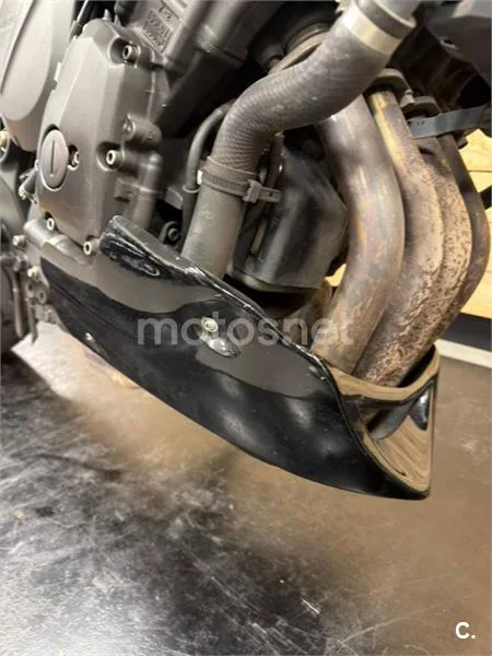 Yamaha FZ6 Fazer S2 – Vista 15