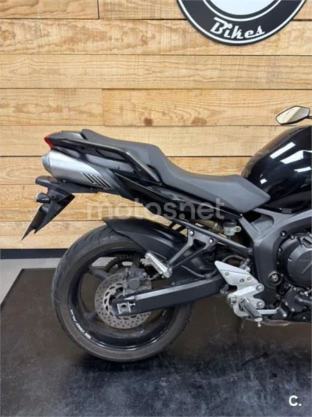 Yamaha FZ6 Fazer S2 – Vista 3