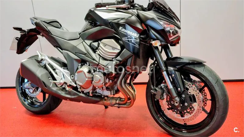 Kawasaki Z800 – Vista 3