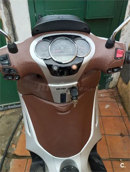Piaggio Beverly 300 – Vista 4