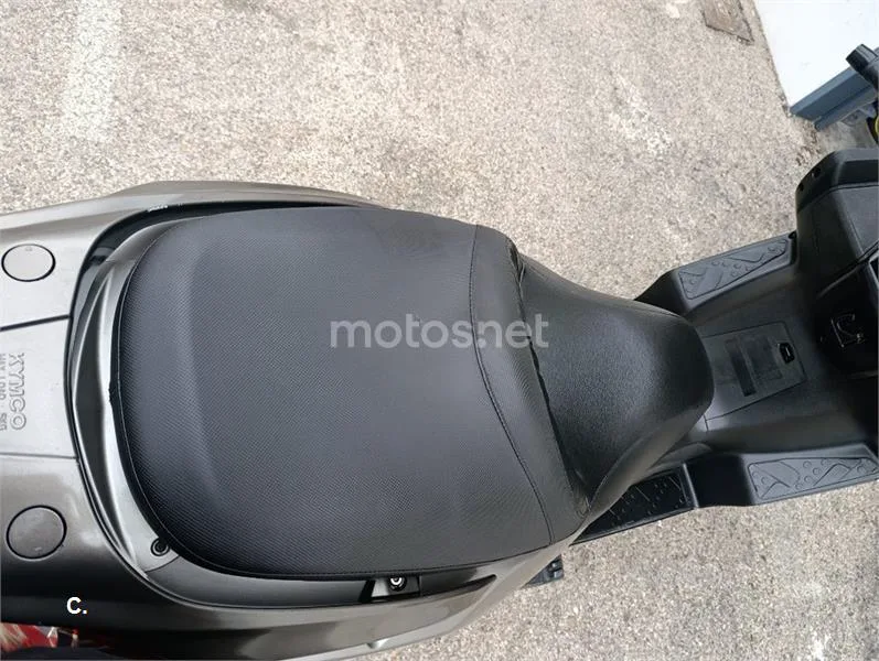 Kymco Super Dink 125 – Vista 7