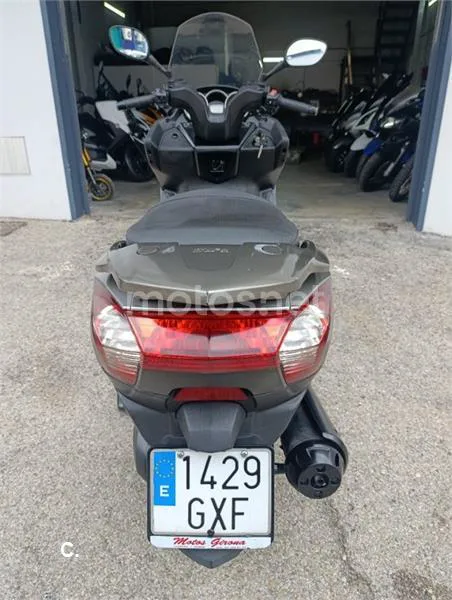 Kymco Super Dink 125 – Vista 9