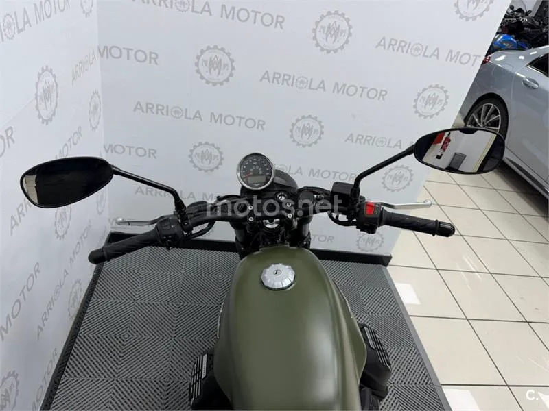 Moto Guzzi V7 III – Vista 10