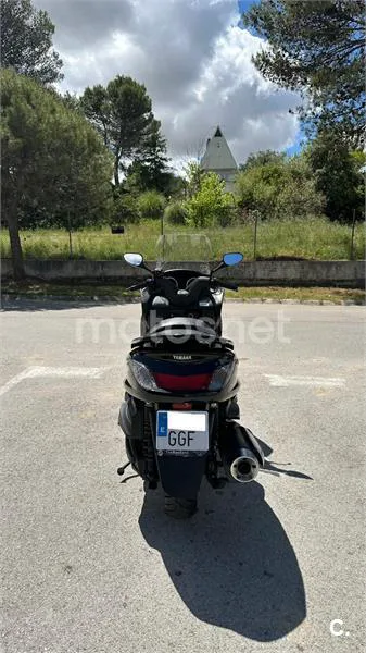 Yamaha YP Majesty 400 – Vista 10