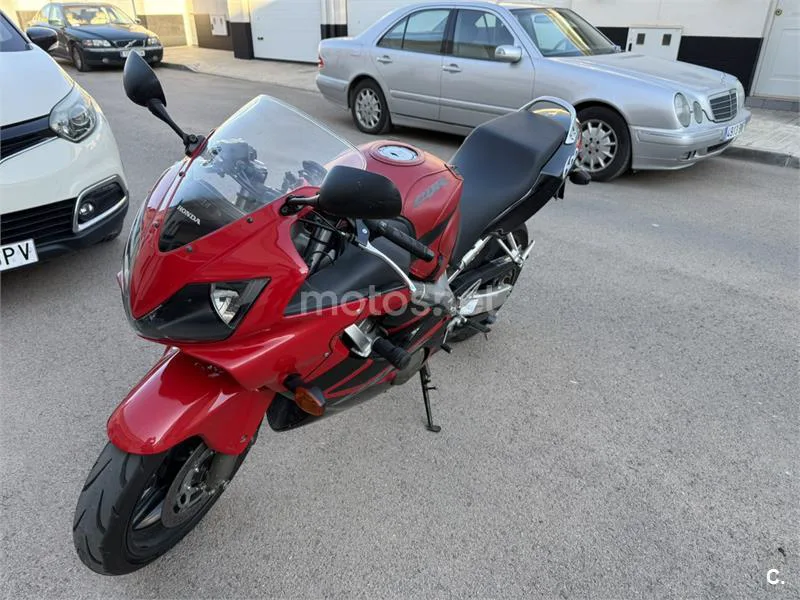 Honda CBR 600 F – Vista 3