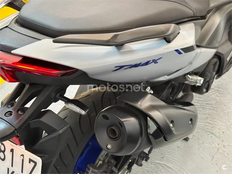 Yamaha TMAX 560 – Vista 28
