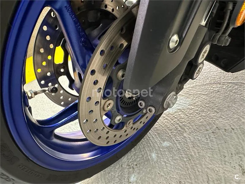 Yamaha TMAX 560 – Vista 36