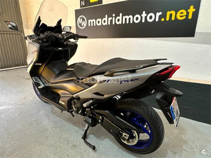 Yamaha TMAX 560 – Vista 6