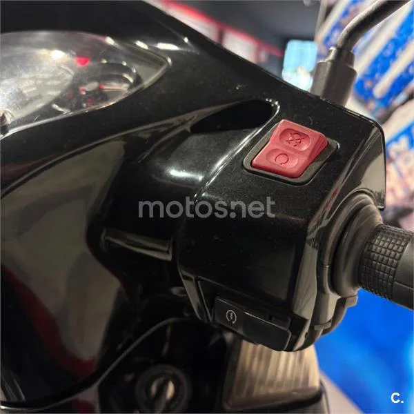 Honda SH 300i – Vista 14
