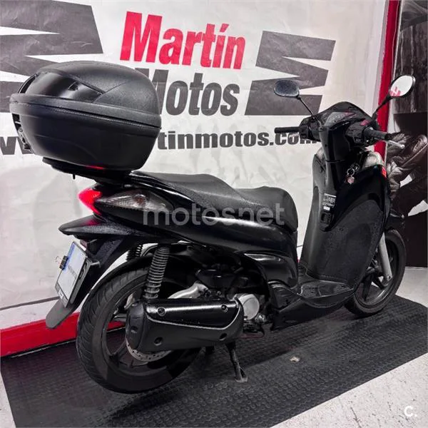 Honda SH 300i – Vista 5