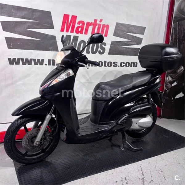 Honda SH 300i – Vista 6