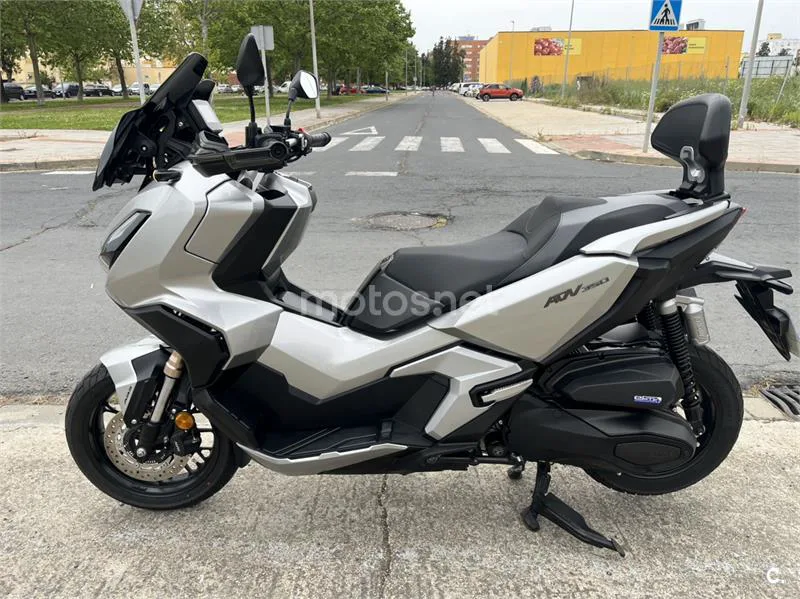 Honda ADV 350 – Vista 12