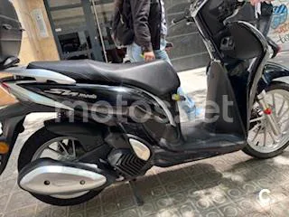 Honda SH 125i – Vista 2