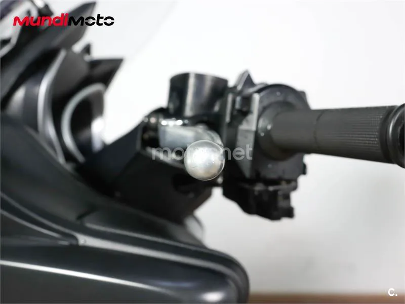 Yamaha TMAX 530 – Vista 22