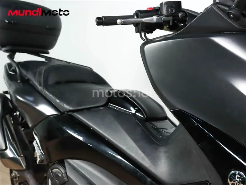 Yamaha TMAX 530 – Vista 35